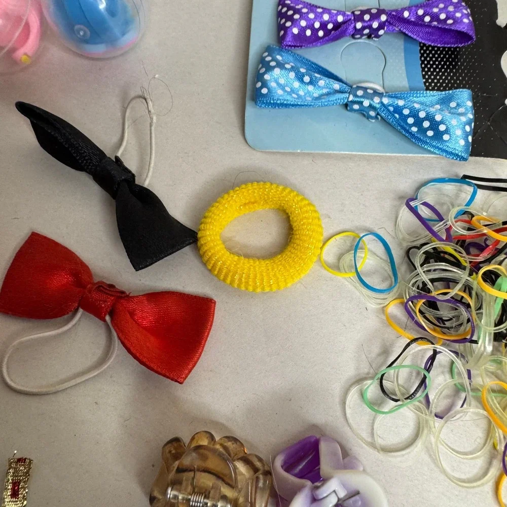 Goody Girls Hair Accessory Lot Claw Clips Bows Elastics Christmas Scrunchie